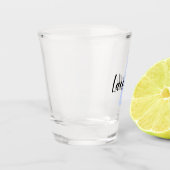 独自のスクリプトのモノグラムのイニシャルと名前の作成 ショットグラス (左)