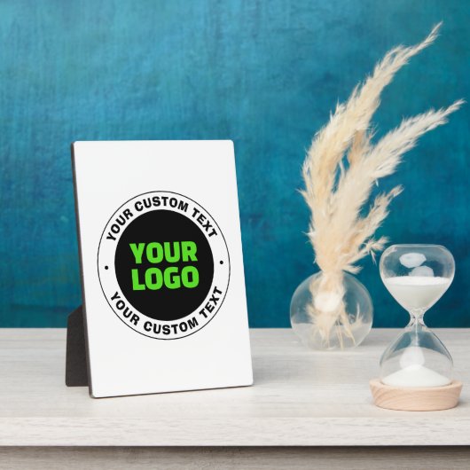 独自のビジネスロゴまたはアップロードしたデザインの追加 フォトプラーク (側面)