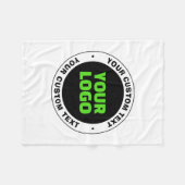 独自のビジネスロゴまたはアップロードしたデザインの追加 フリースブランケット (正面(横))