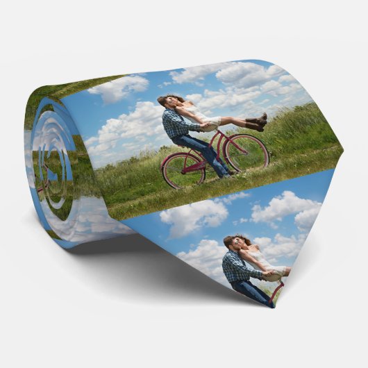 独自のフォトコラージュを作成する ネクタイ (ロール)