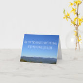 独自のメッセージを作成する風光明媚な山の地平線 カード (黄色い花)