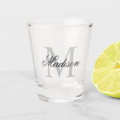 独自のモノグラムカスタムと名前を作成する ショットグラス (正面)