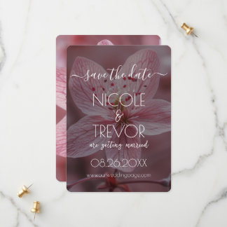 独自の作成 – ピンクかわいらしの花クローズアップ セーブザデート