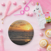 独自の写真とテキストを使ったカスタムデザイン ペーパープレート (パーティー)