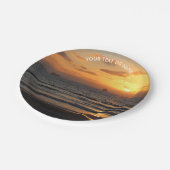 独自の写真とテキストを使ったカスタムデザイン ペーパープレート (アングル)