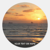 独自の写真とテキストを使用したカスタムデザイン ラウンドシール (正面)