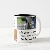 独自の写真、文字、背景の投げパイを追加する ツートーンマグカップ (正面右)