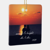 独自の初めてのクリスマス写真の結婚した作成 セラミックオーナメント (右)