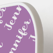 独自の名前をパープルパーソナライズされたに作成 ピックルボールラケット (左詳細)