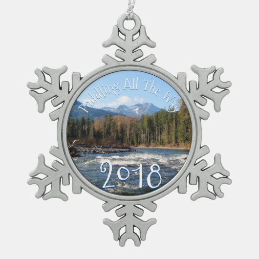 独自の川の写真を作成 スノーフレークピューターオーナメント (正面)