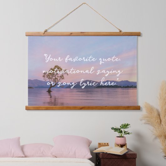 独自の引用文 吊り下げ型タペストリー (寝室)