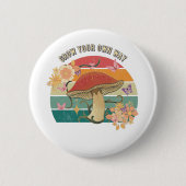 独自の方法で成長レトロキノコ 缶バッジ (正面)