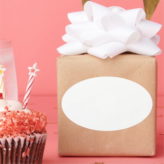 独自の白のパーソナル化を作成する 楕円形シール (パーティー)