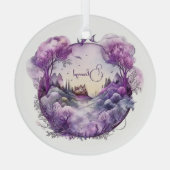 独自の紫色のファンタジー景観を作成 ガラスオーナメント (裏面)