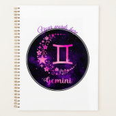 独自の紫色の天体ジェミニ〔占星術の〕十二宮図を作成 プランナー手帳 (正面)