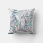 独自の虹色の冬の雪のコテージを作成 クッション (裏面)