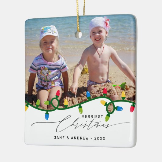 独自の2枚の写真を追加するフェスティバルライトのカスタムクリスマス セラミックオーナメント (左)