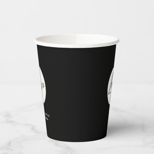 独自の 紙コップ (左)