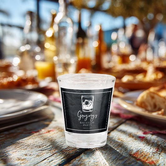 独身パーティーのモダンでスタイリッシュなアイテム ショットグラス