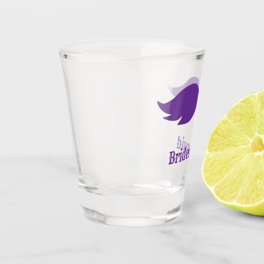 独身最後の女友達とのパーティー / 結婚 紫のふさふさの口ひげ ショットグラス (左)