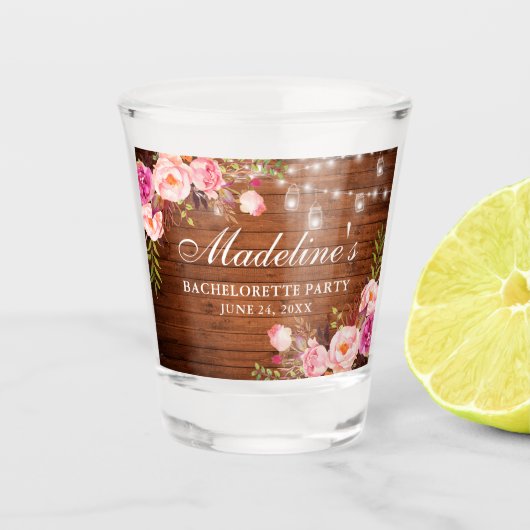 独身最後の女友達パーティー ピンクの花の木製ライト ショットグラス (正面)