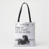 独身最後の新聞 斜面での最後の乾杯 トートバッグ (正面)