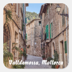 狭い通りでバールデモッサ村 – Mallorca スクエアシール