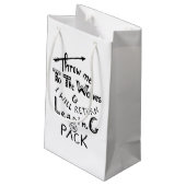 狼に投げ捨てろ！やる気を起こさせる引用文 スモールペーパーバッグ (裏面アングル)