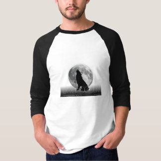 狼のプリントが入った白いTシャツ+黒の長袖 Tシャツ