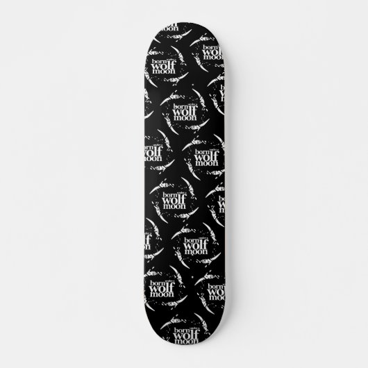 狼の生まれ月の爪の下で詩的な スケートボード (正面)
