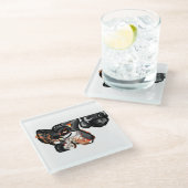 狼の足を空中に上げる ガラスコースター (アングル)