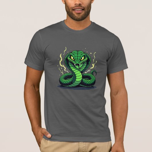 猛毒の蛇 – 危険と正確さ Tシャツ (正面)