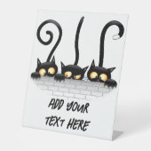 猫いけなとよくはしゃぐキャラクター 台座サイン (正面)