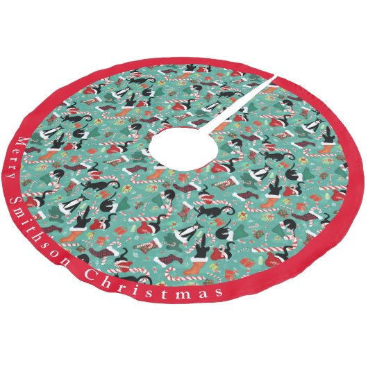 猫おもしろいとクリスマスストッキング ブラッシュドポリエステルツリースカート (アングル)