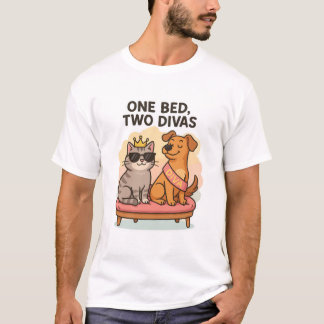 猫おもしろいと犬のTシャツ – 1ベッド、2ディヴァス Tシャツ