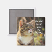 猫おもしろいのキャプション私はフワフワ マグネット (正面/裏面)