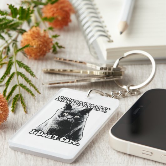 猫おもしろいの飼い主や子猫に対する不機嫌なミーム キーホルダー (正面右)