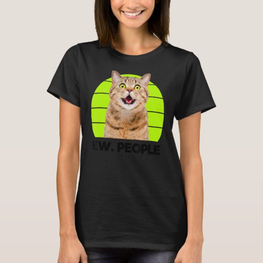猫おもしろいを驚かせた。人のイラストレーション Tシャツ (正面)
