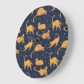 猫おもしろい、星、宇宙柄。 ラージ壁時計 (傾斜)