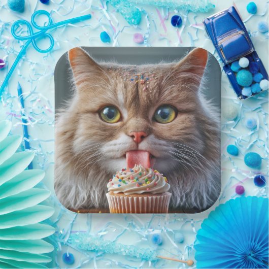 猫がカップケーキを食べる誕生日 ペーパープレート (パーティー)