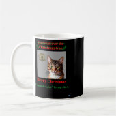 猫がクリスマスツリーを叩く コーヒーマグカップ (左)