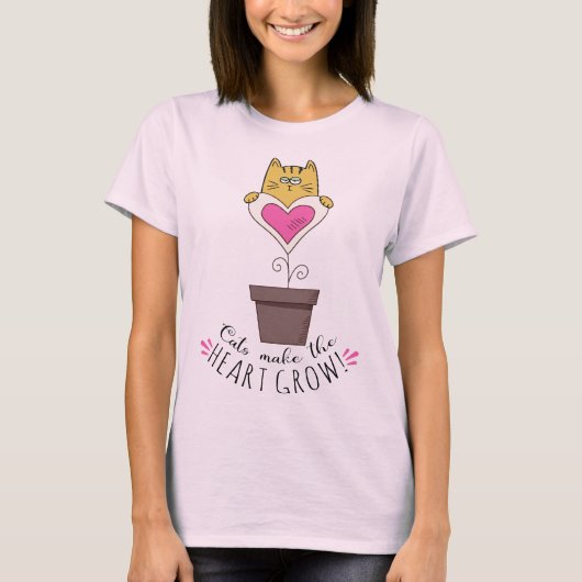 猫がハートを育てるTシャツ - ピンク Tシャツ (正面)