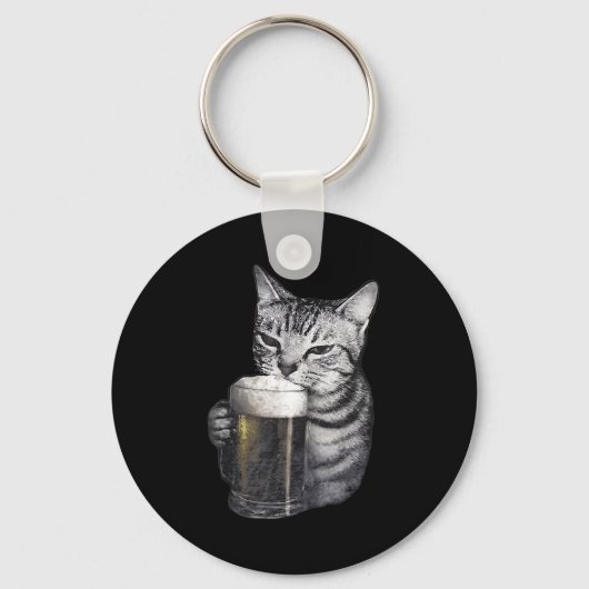 猫がビールを飲んでいる キーホルダー (正面)