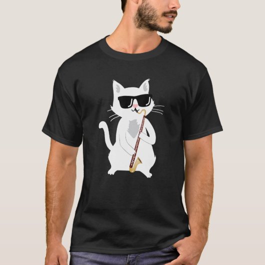 猫がベースクラリネットを演奏している1 Tシャツ (正面)