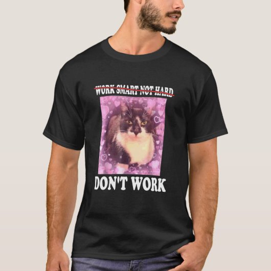 猫が仕事しないシルシャツ Tシャツ (正面)