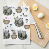 猫が台所のハンドタオルを鳴らす キッチンタオル (四つ折り)