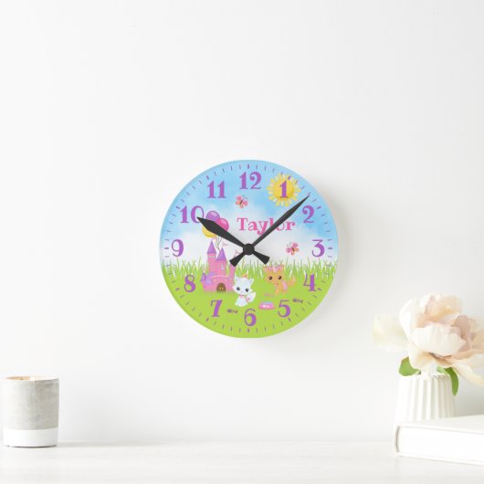 猫が城のピンクと紫の丸い時計を猫に ラウンド壁時計 (ホーム)