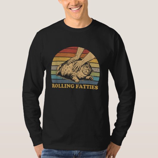 猫が太ったおやつを転がす 面白い Tシャツ (正面)