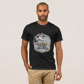 猫が幸せに暮らせるように僕は頑張っている Tシャツ (正面フル)