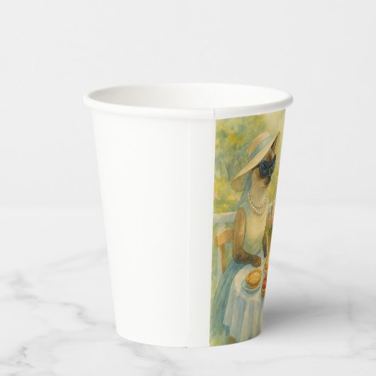 猫が庭でピクニックをする 紙コップ (右)